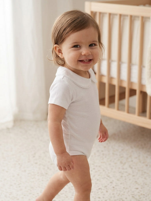 Bodysuit with short sleeve collar 
