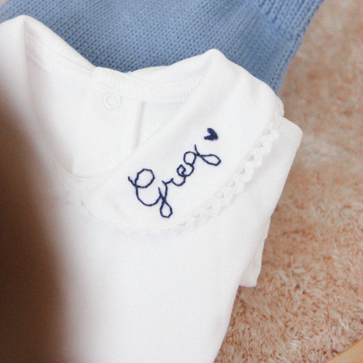 Body con colletto ricamo blu notte - Piccino store