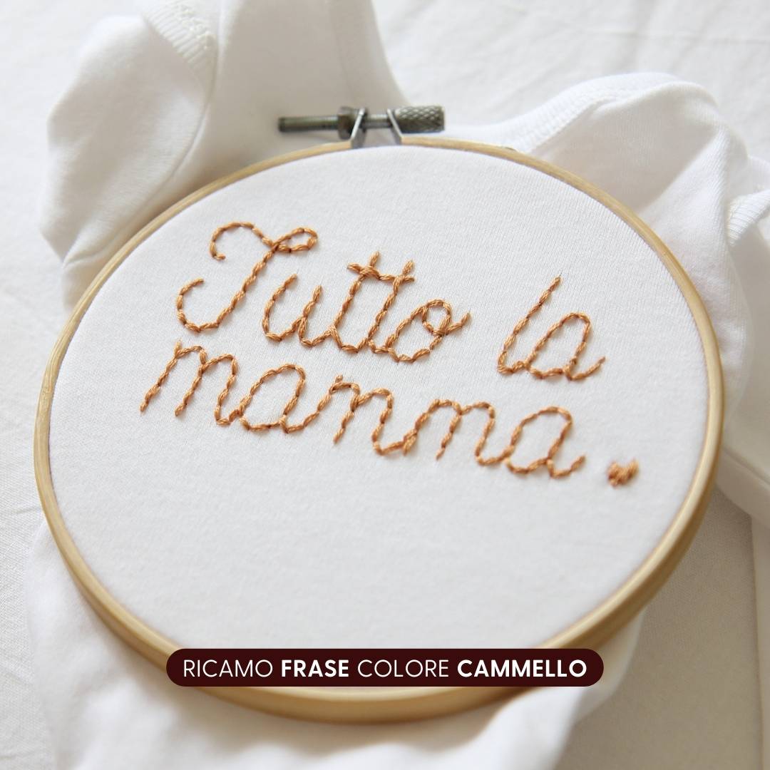 Body neonato personalizzato con frase ricamata - Piccino store